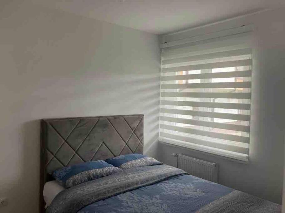 Apartman Vrbas 1 + Podzemna Garaza Banja Luka Exterior foto